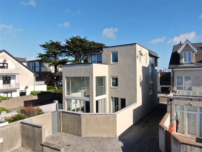 1 The Tides, Strand Road, Rosslare Strand, Co. Wexford