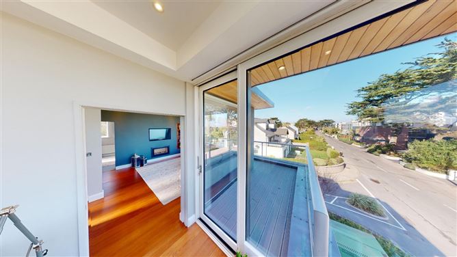 1 The Tides, Strand Road, Rosslare Strand, Co. Wexford