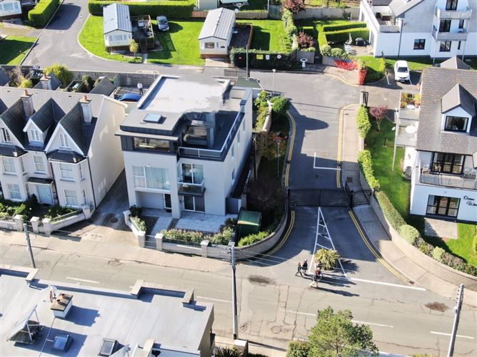 1 The Tides, Strand Road, Rosslare Strand, Co. Wexford