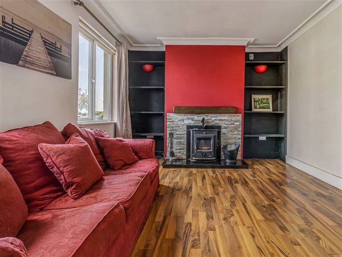 17 Church Grove, Aylesbury,   Dublin 24