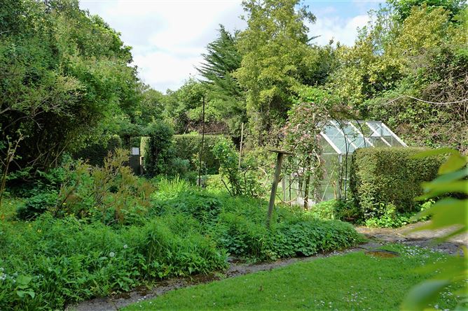 The Bridge, Enniskerry Road, Kilternan,   Dublin 18