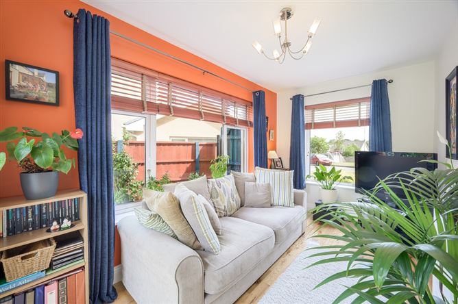 24 The Drive, Lios Cara, Killeens, Cork