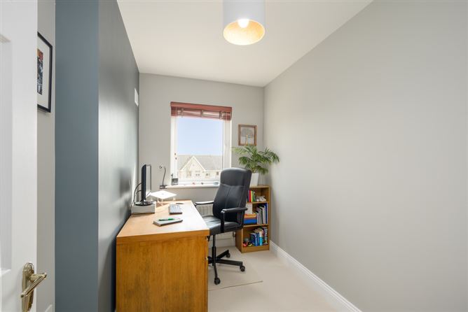 24 The Drive, Lios Cara, Killeens, Cork