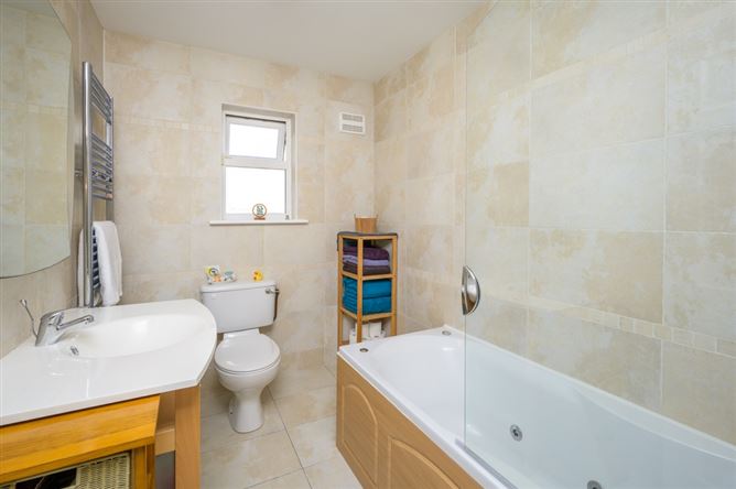 24 The Drive, Lios Cara, Killeens, Cork