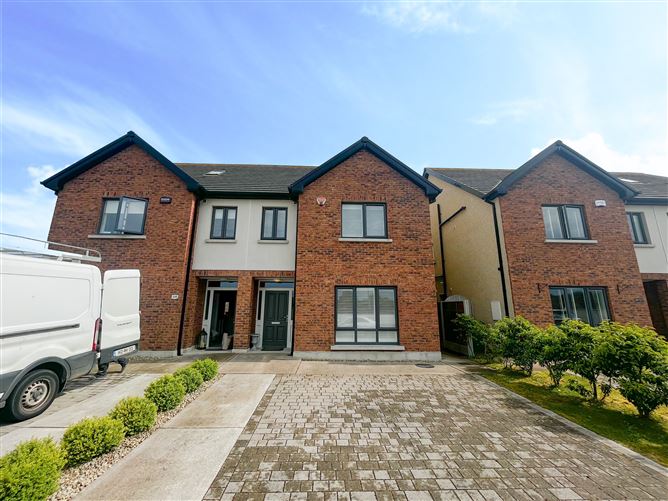 63 Maydenhayes Road, Mornington, Meath