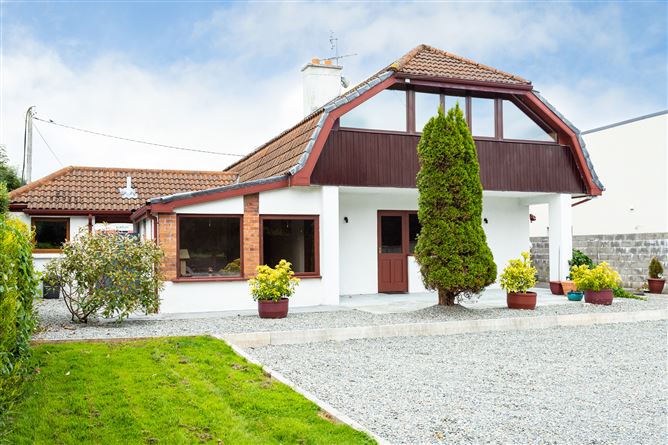 Cedarwood Lodge, Ballyvourney, Cork