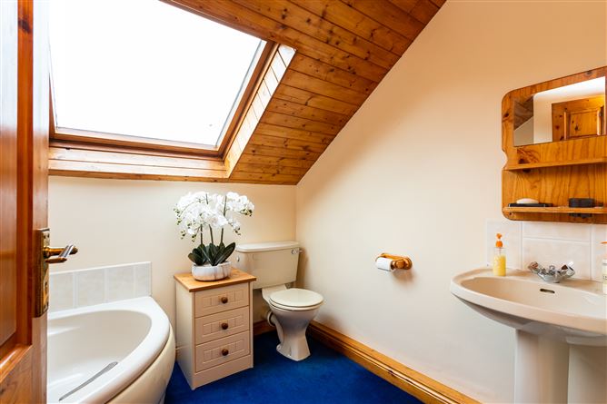 Cedarwood Lodge, Ballyvourney, Cork