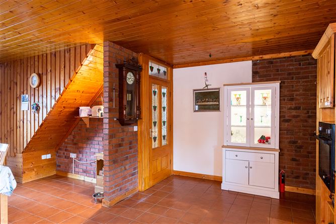 Cedarwood Lodge, Ballyvourney, Cork