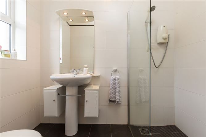 Roperstown, Oylegate, Oilgate, Wexford