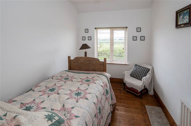 Bay View Cottage, Ballyknock, Dungarvan, Co. Waterford