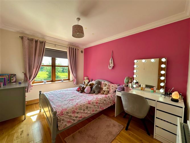 Sheelagh , Hackballscross, Louth