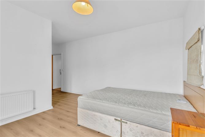 Apartment No. 8 Block D, Newtown Square, Blessington, Wicklow