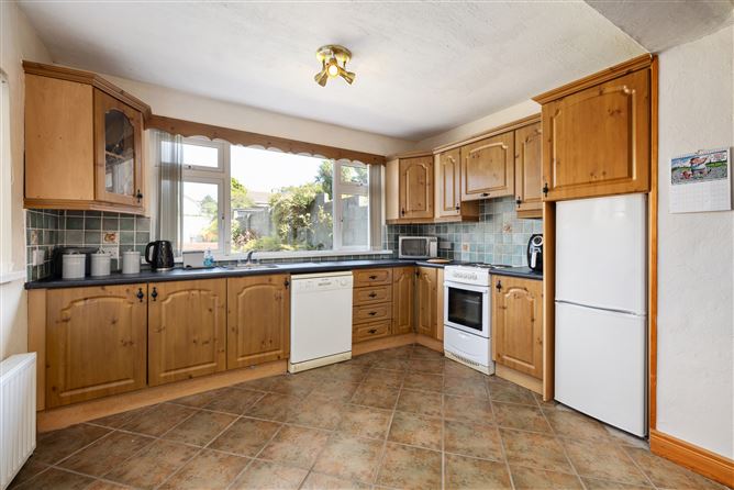 33 St.Fintans Park, Blackrock, Deansgrange, County Dublin