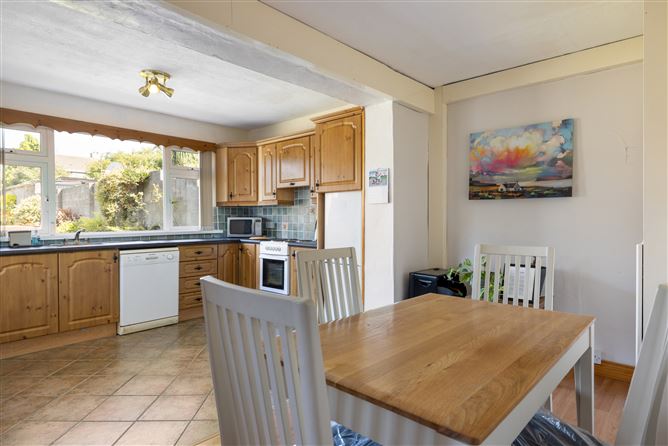 33 St.Fintans Park, Blackrock, Deansgrange, County Dublin