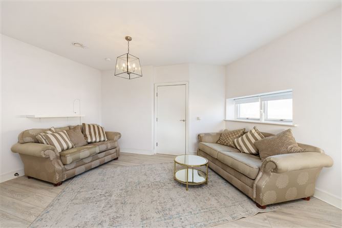 5 Orchard Hall, Castleknock, Dublin 15