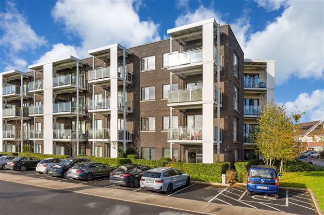 5 Orchard Hall, Castleknock, Dublin 15