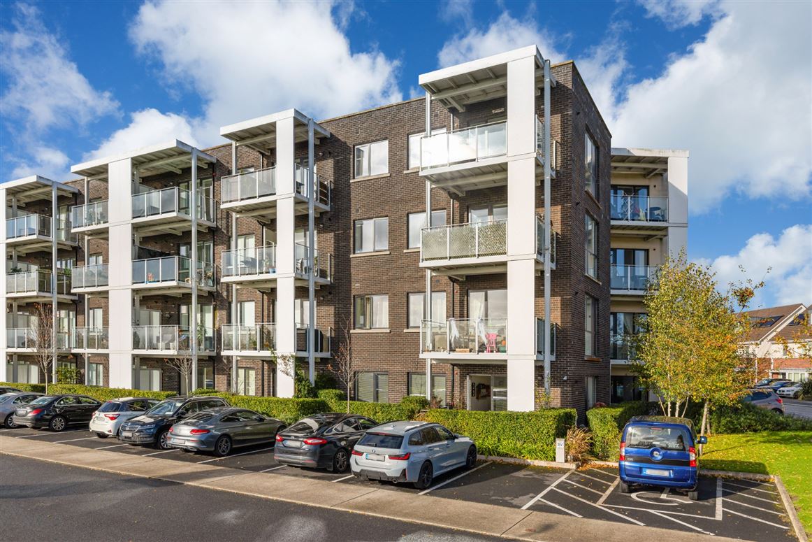 5 Orchard Hall, Castleknock, Dublin 15