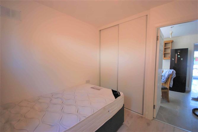 Le Fanu Road, Ballyfermot, Dublin 10