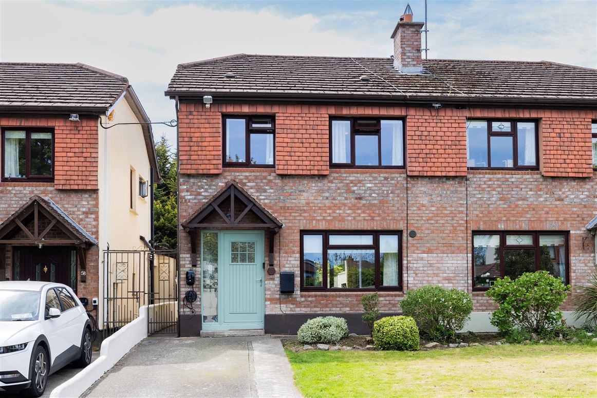 56 Mount Eagle Grove, Leopardstown, Dublin 18