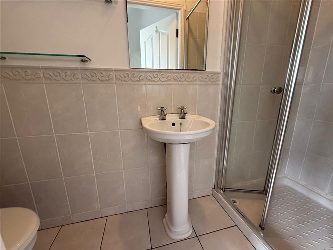 Photo 15 of 16 — 4 Sunview Court, South Douglas Road, City Centre Sth, Cork