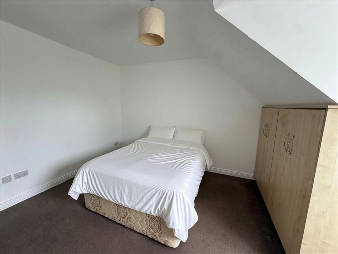 Photo 14 of 16 — 4 Sunview Court, South Douglas Road, City Centre Sth, Cork