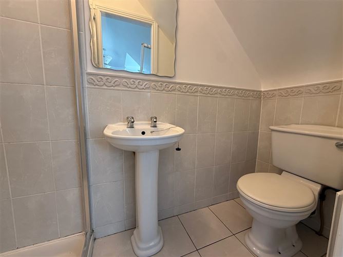 Photo 12 of 16 — 4 Sunview Court, South Douglas Road, City Centre Sth, Cork