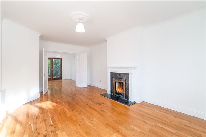 8 Sandyford Hall Lawn, Sandyford, Dublin 18
