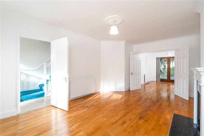 8 Sandyford Hall Lawn, Sandyford, Dublin 18