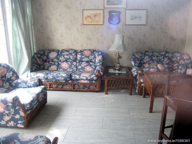 Photo 7 of 10 — 23 Burrow Court, Portmarnock, Dublin North