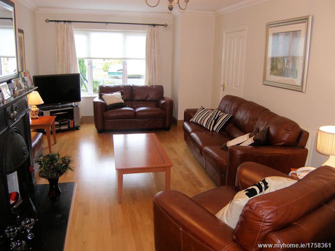 3 Gainsborough Lawns, Malahide,  Dublin North