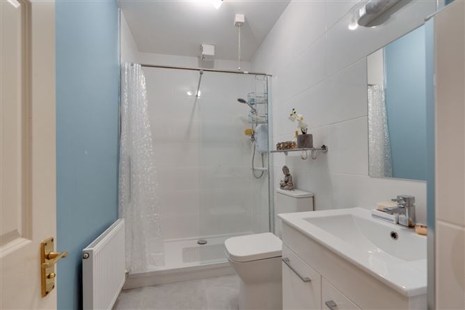 17 Loftus Square, Rathfarnham Gate, Rathfarnham, Dublin 14