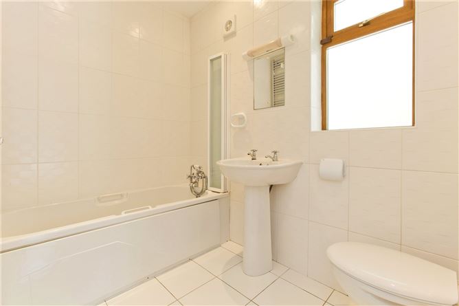 15C Templeroan Green, Knocklyon, Dublin 16
