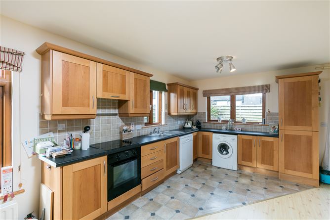 11 Sandy Lane, Ballymoney, Gorey, Co. Wexford