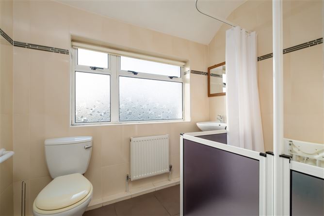 26 Oakton Park, Ballybrack, County Dublin