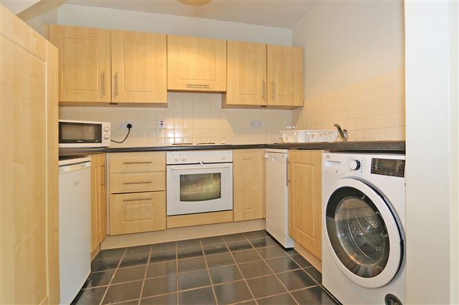 18 Castle Gardens, Bunratty, Co. Clare