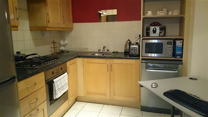 https://photos-a.propertyimages.ie/media/1/6/3/4955361/e4fae899-43d7-45aa-8878-ac7f220bd29e_l.jpg