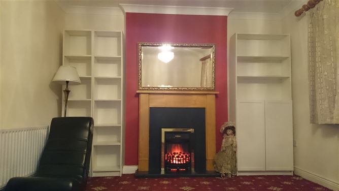 https://photos-a.propertyimages.ie/media/1/6/3/4955361/e4fae899-43d7-45aa-8878-ac7f220bd29e_l.jpg