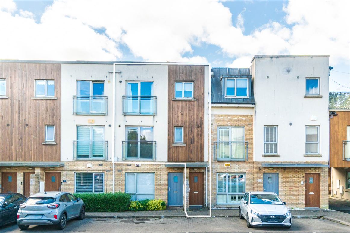 6 The Avenue, Waterside, Swords Road, Malahide, County Dublin