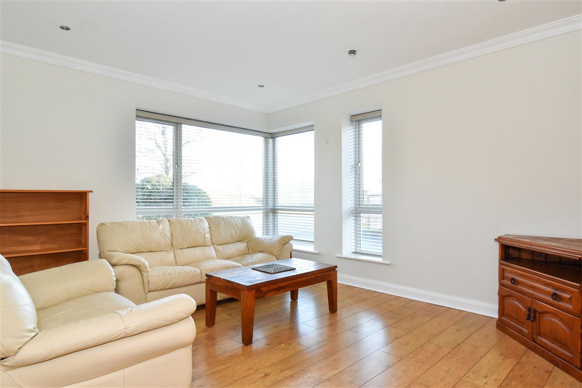 76 Caiseal Cam, Roscam, Galway