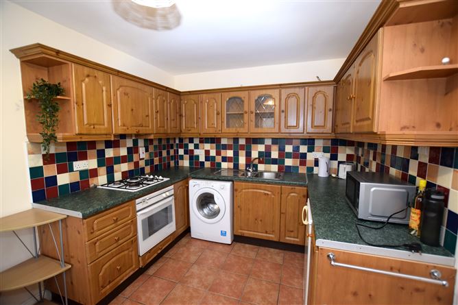 3 Lakeview Close, Virginia, Cavan