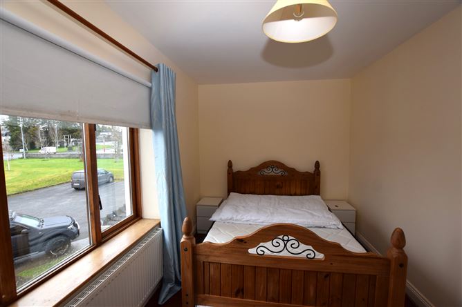 3 Lakeview Close, Virginia, Cavan