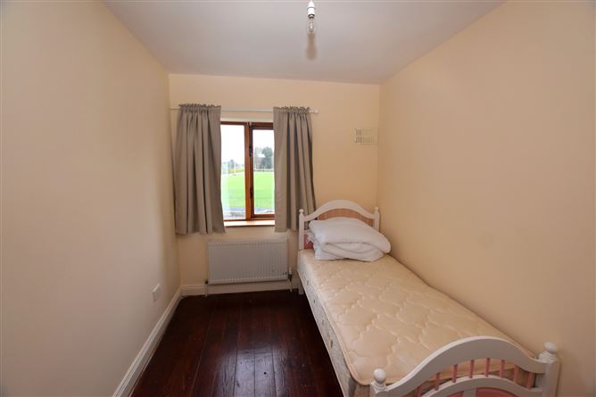 3 Lakeview Close, Virginia, Cavan