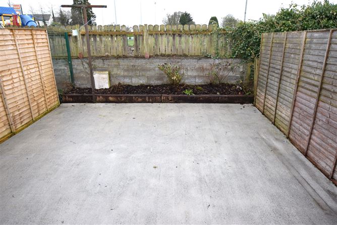3 Lakeview Close, Virginia, Cavan