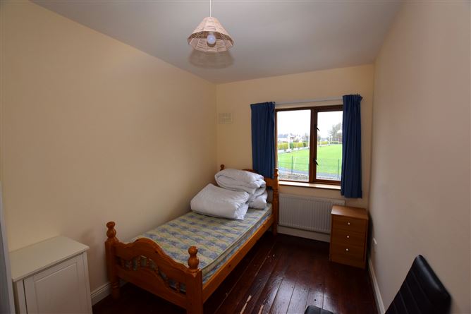 3 Lakeview Close, Virginia, Cavan