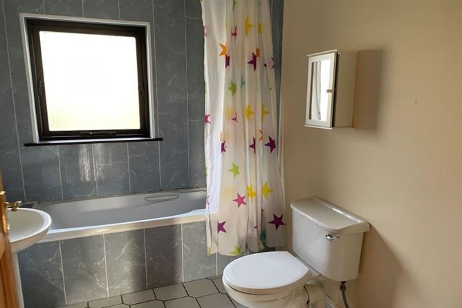 16 Barley Court, Castlebridge, Wexford