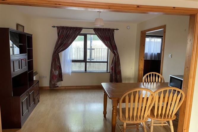 16 Barley Court, Castlebridge, Wexford