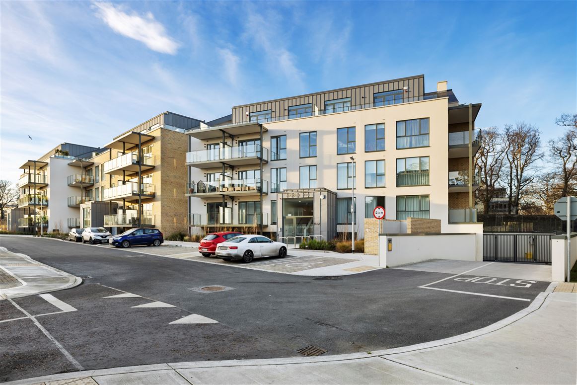 37 Papworth Hall, Brennanstown Wood, Carrickmines, Dublin 18