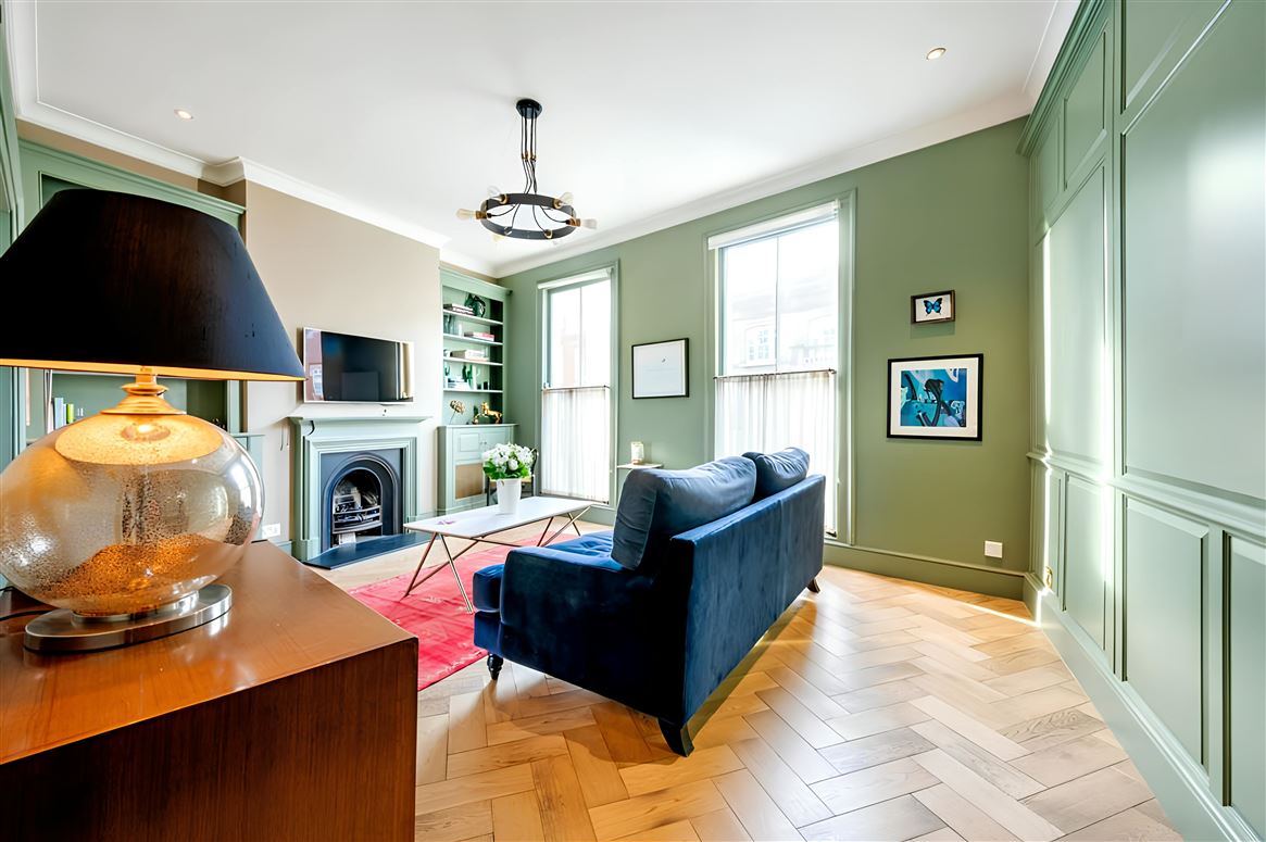 The Blue Velvet,London,Greater London,United Kingdom