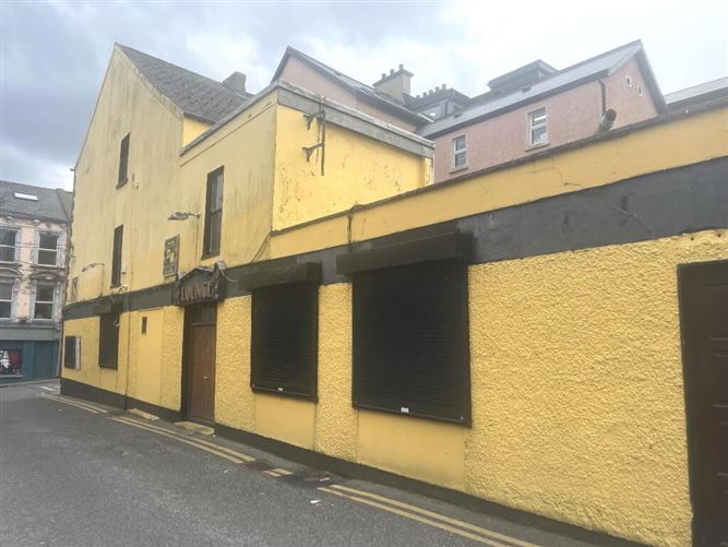 Harry's Bar, 46 & 47 High Street, Sligo Town, Sligo