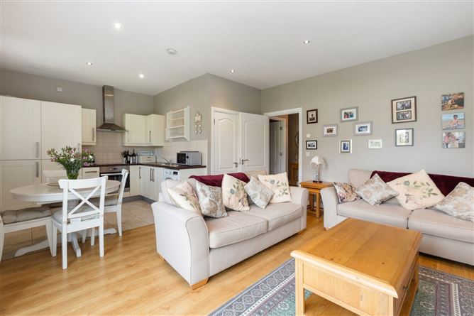 8 Glenbrook View, Newtownmountkennedy, Co. Wicklow